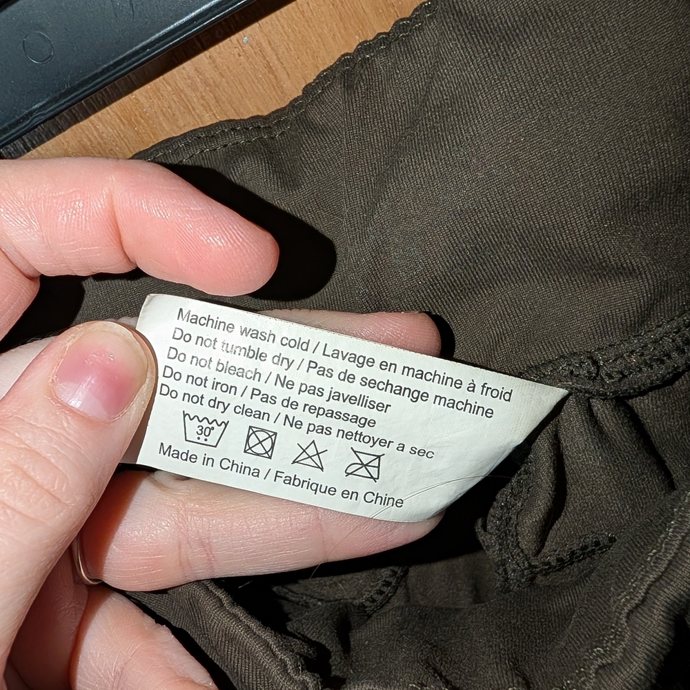 Zyia Women's Active Joggers in Olive - Picture 4 of 6